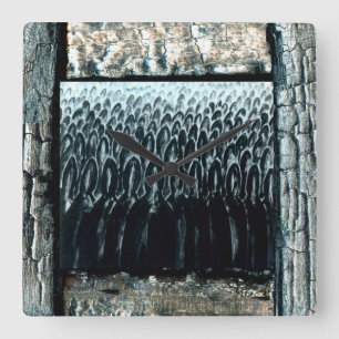 Horloge Carrée Judgment