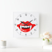 Horloge Carrée La bouche de Vampire (Maison)