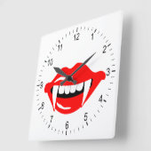 Horloge Carrée La bouche de Vampire (Angle)