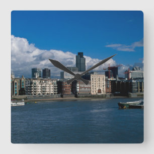 Horloge Carrée La City de Londres et la Tour 42