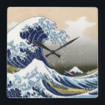 Horloge Carrée La Grande Vague Au Large De Kanagawa<br><div class="desc">Art japonais vintage La Grande vague au large de Kanagawa ou la vague ..  oeuvre d'art magnifique dans le style ukiyo-e par un grand maître Katsushika Hokusai ..  Art vintage sur les produits modernes de Zazilicious</div>