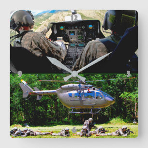 HORLOGE CARRÉE LAKOTA UH-72A