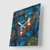 Horloge Carrée Lampes à kérosène | Camp Ol Pejeta Bush (Angle)