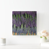 Horloge Carrée Lavande sur un rack de séchage (Maison)