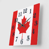 Horloge Carrée Le Drapeau de la Maple Leaf du Canada (Angle)