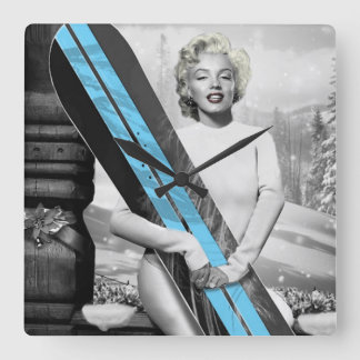 Horloge Carrée Le snowboard de Marilyn