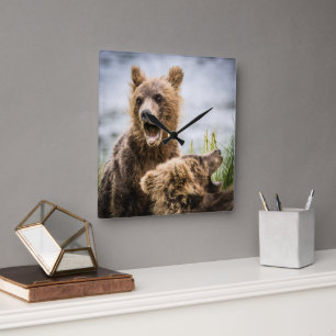 Horloge Carrée Les Cubs Grizzly À La Recherche De Leur Maman