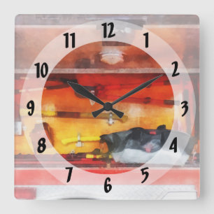 Horloge Carrée Les outils du commerce des pompiers
