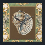 Horloge Carrée Les petites coquilles de sirène<br><div class="desc">Charikilia Zarris est une artiste talentueuse connue pour ses oeuvres d'art océaniques. Ses images sont paisibles et calmes vous relaxant avec chaque photo. Obtenez cette oeuvre d'art nautique avec un Coquille de Conque qui est le centre de tout, bordé d'un décor et d'un beau motif floral.</div>