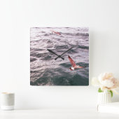 HORLOGE CARRÉE LES VAGUES QUI VOLENT AU-DESSUS DE LA MER (Maison)