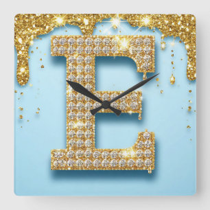 Horloge Carrée Lettre E en diamant de luxe sur fond pailleté or