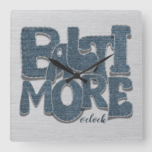 Horloge Carrée Lettre en Denim de Baltimore Maryland