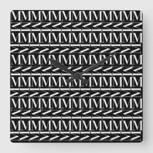 Horloge Carrée Lettre initiale M