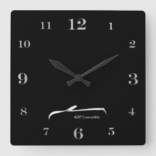 Horloge Carrée Logo blanc convertible du traçage G37