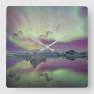 Horloge Carrée Lumières d'Aurore reflétant un lagon Islande