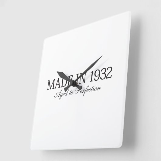 Horloge Carrée Made en 1932 (Angle)