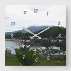 Horloge Carrée Majestic Volcan Mombacho - Grenade, Nicaragua