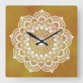 Horloge Carrée Mandala blanc sur fond doré (Recto)