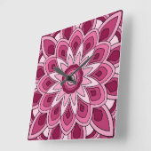 Horloge Carrée Mandala en rose (Angle)