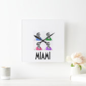 Horloge Carrée ~Miami Izzy~ MIAMI VICE IZZY POP ART WALLCLOCK! (Maison)