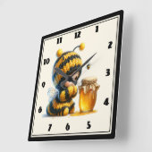 Horloge Carrée Mignonne fille en costume d'abeille avec miel (Angle)