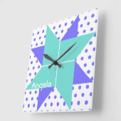 Horloge Carrée Modèle de bloc de patchwork Blue Pale Star (Angle)