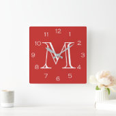 Horloge Carrée Monogramme en blanc sur wccn rouge (Maison)