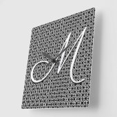 Horloge Carrée Monogramme initial géométrique noir et blanc (Angle)