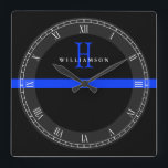 Horloge Carrée Monogramme personnalisé de la ligne bleue mince de<br><div class="desc">Une fine ligne bleue monogramme nom personnalisé horloge murale.</div>