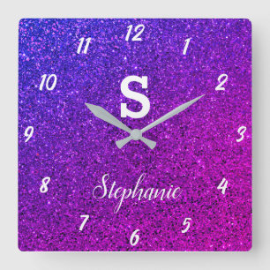 Horloge Carrée Monogrammes Pailletés Violet Rose Cadeau Élégant