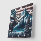 Horloge Carrée Moose Against Mountain et Arrière - plan du drapea (Angle)