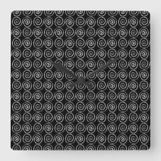Horloge Carrée Motif celtique à double spirale (Recto)