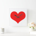 Horloge Carrée Motif de coeur Rouge blanc mignon cadeau Saint Val<br><div class="desc">Imprimé avec le design de coeur rouge mignon sur arrière - plan blanc! Customise comme tu veux.</div>