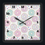 Horloge Carrée Motif mignon de beigne coloré<br><div class="desc">Une horloge avec un motif délicieusement amusant. Illustration de beignets rose et vert pastel avec arrosage et givrage.</div>
