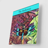 Horloge Carrée Motif Rainbow Stripes aux couleurs modernes (Angle)