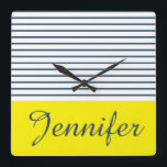 Horloge Carrée Motif rayé moderne<br><div class="desc">Motif rayé blanc,  bleu et jaune moderne avec le nom fait sur commande</div>