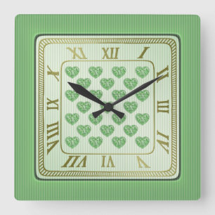 Horloge Carrée Motif vert et blanc carré de coeurs de tuile