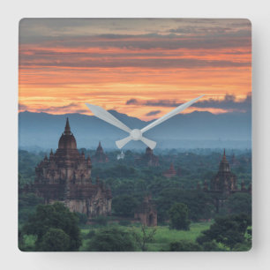 Horloge Carrée Myanmar (Birmanie), lever de soleil de Bagan