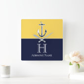 Horloge Carrée Nautical Navy Blue Mustard Yellow Anchor monogram (Maison)