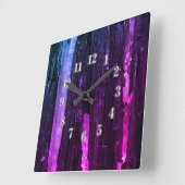 Horloge Carrée Neon rayé rose et violet Abstrait moderne (Angle)