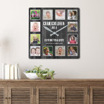 Horloge Carrée Noir Bois 12 Photo Collage Grandchildren Citation<br><div class="desc">Une horloge en bois rustique photo collage avec une belle citation "Les petits-enfants sont une bénédiction d'en haut". Personnalisez avec 12 photos de famille et des noms pour en faire un cadeau mémorable pour les grands-parents.</div>