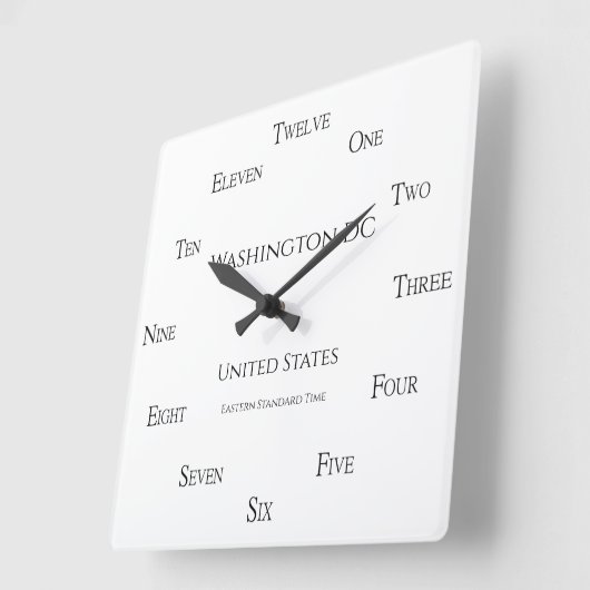 Horloge Carrée Numéros en anglais personnalisé Ville Pays et fuse (Angle)