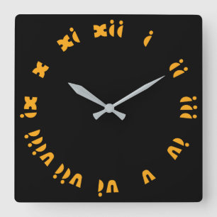 Horloge Carrée Numéros romains gras orange sur ccn noir