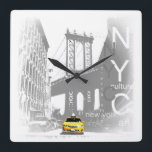 Horloge Carrée Nyc Yellow Taxi Brooklyn Bridge Pop Art Photo<br><div class="desc">New York City Nyc Taxi jaune Brooklyn Bridge Pop Art Photo</div>