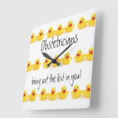 Horloge Carrée Obstétriciens Jaune Canards en Caoutchouc Trio (Angle)