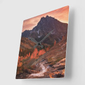 Horloge Carrée October Light on Headlight (Angle)