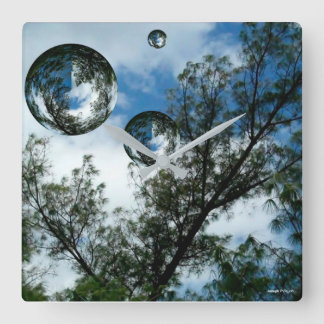 Horloge Carrée Orbes flottantes