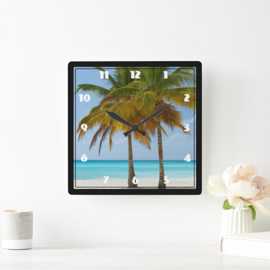 Horloge Carrée Palmiers pittoresques sur une plage tropicale (Maison)