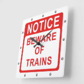 Horloge Carrée Panneau Chemin de fer, attention aux trains (Angle)