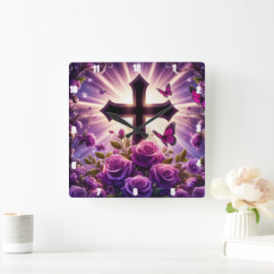 Horloge Carrée Papillons Roses violets Croix radieuse